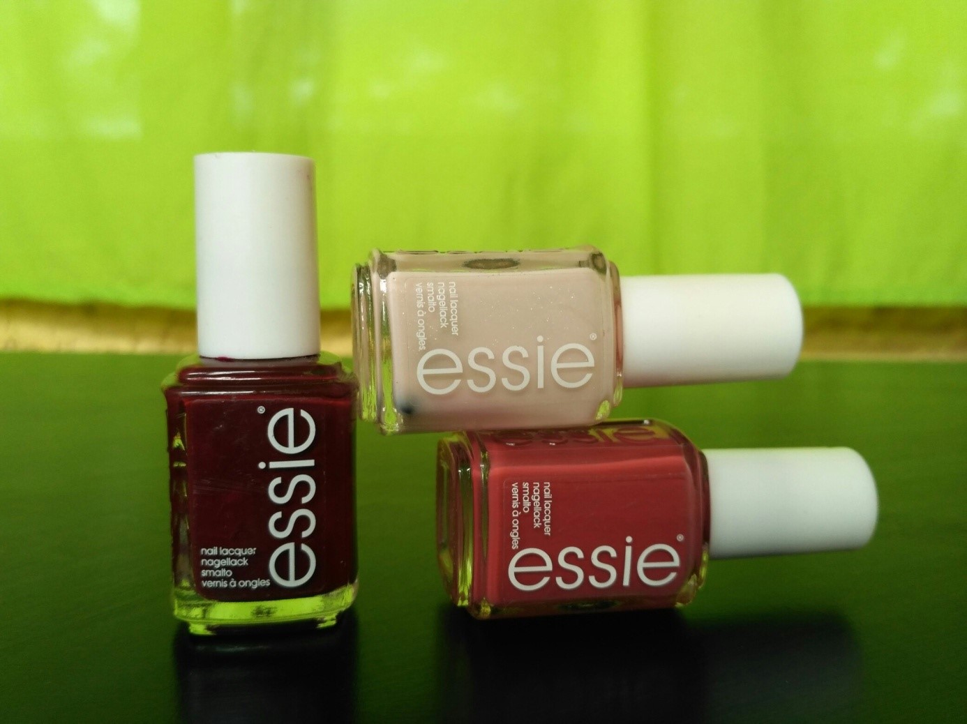 Money? Lacquer Worth Polish Its Review) This Nail (Essie Is